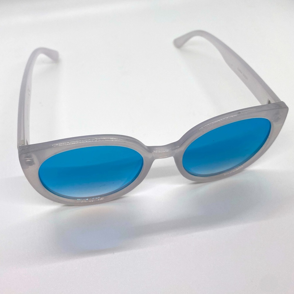 Blue Lens with Cateye Frame Sunglasses